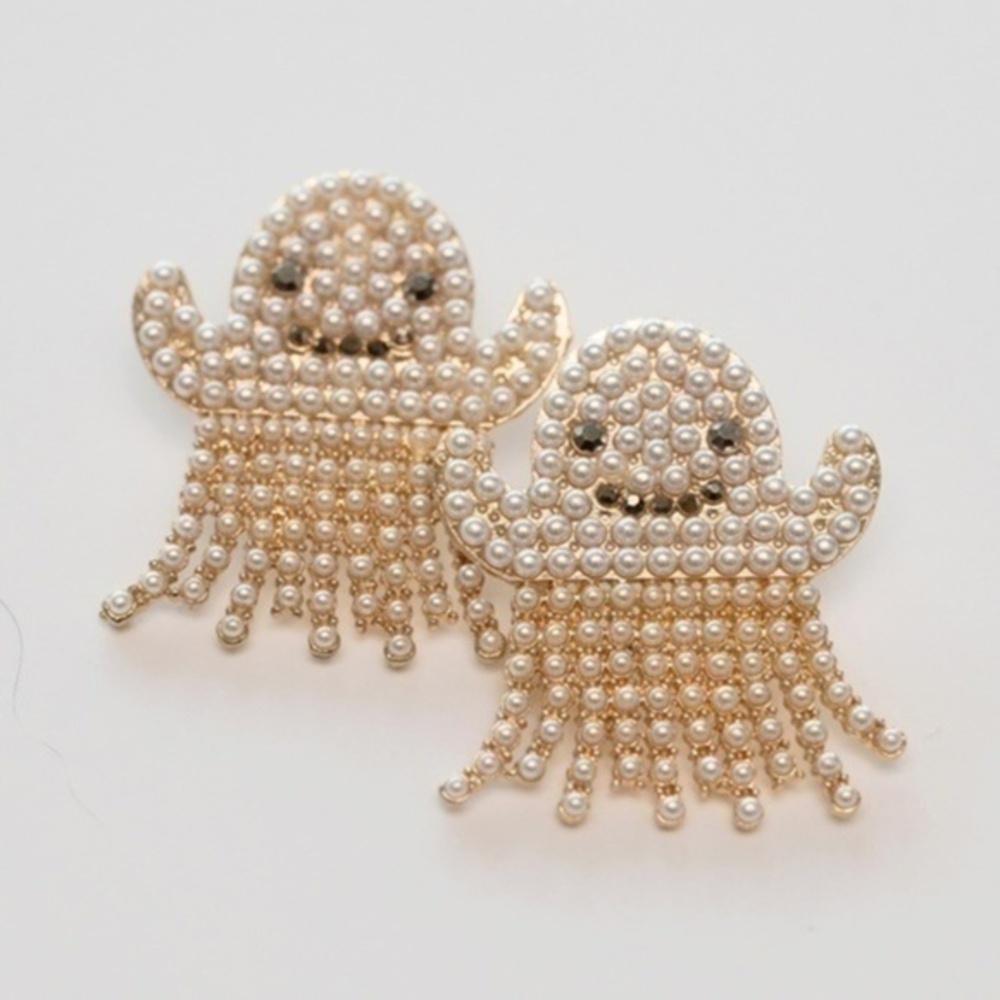 Pearl Ghost Halloween Earrings New